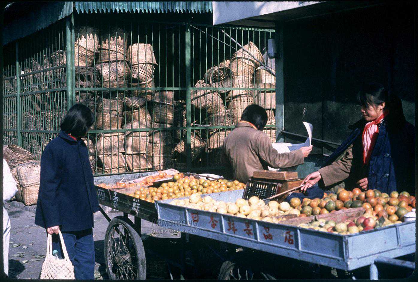凤凰男要求AA：“不要孩子也行，我哥有2个儿子，可以给我养老”