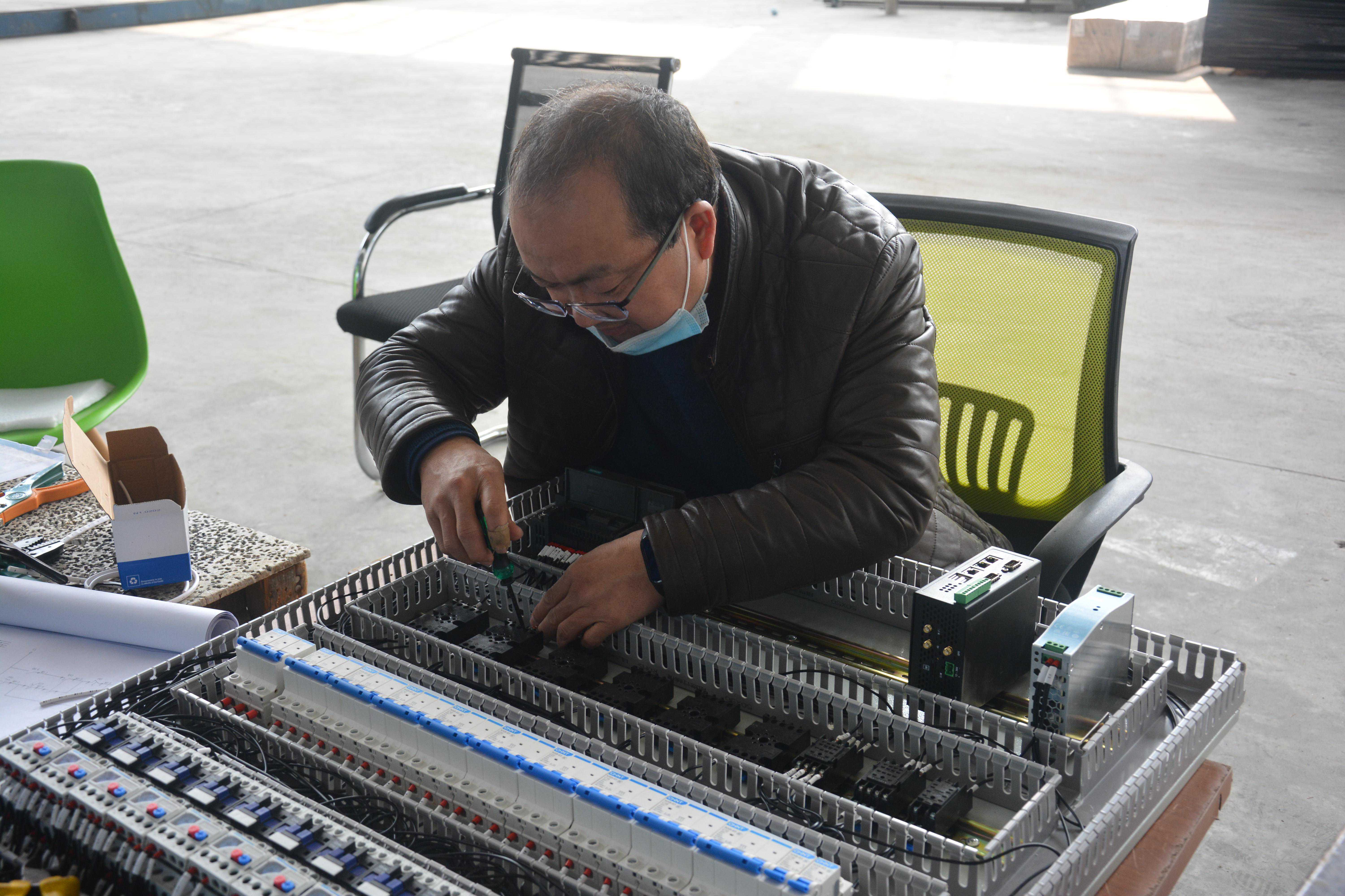 郫都工匠￨方君：在科技创新的道路上奔跑