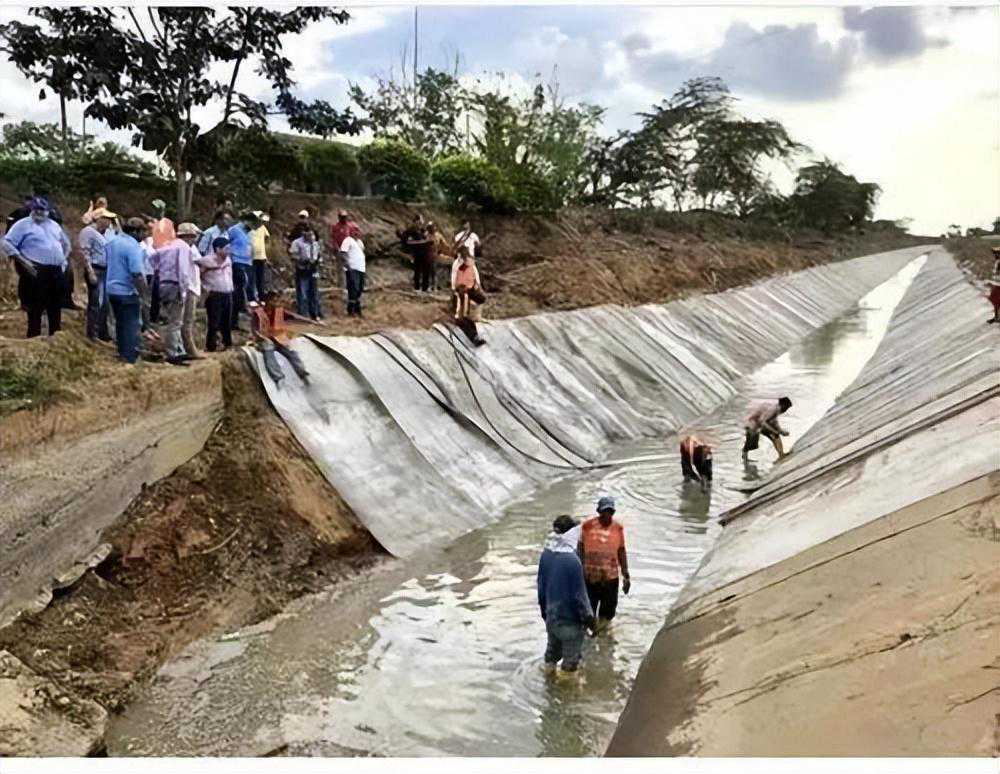 建筑界的黑科技！惊艳路肩墙、路堑墙、山坡墙的绝密利器！