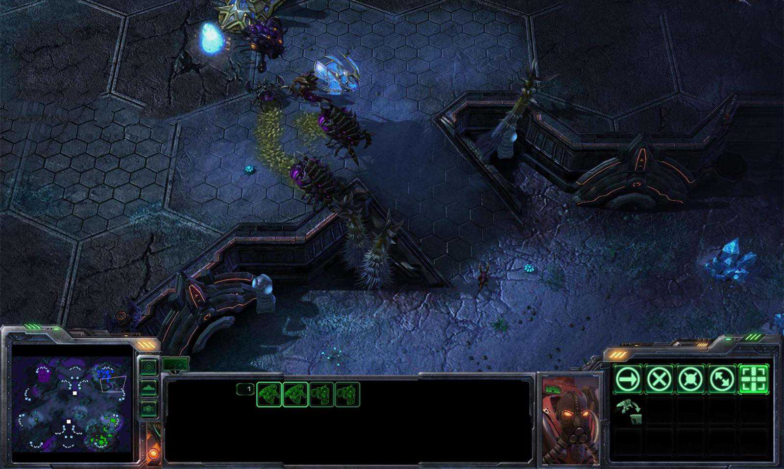 《星际争霸》人族有多悲催？科技被神族碾压，经济又不如虫族