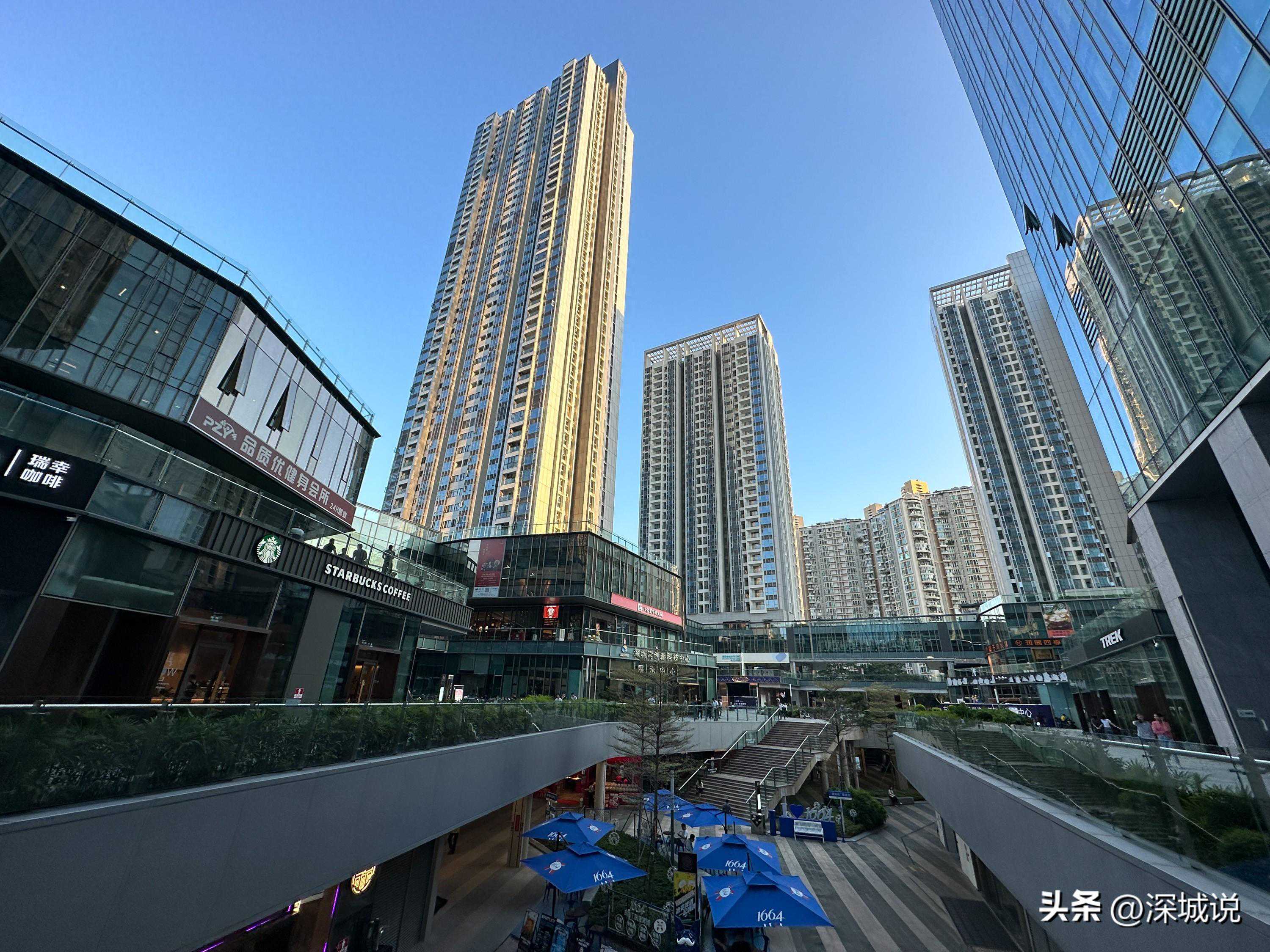 深圳科技园现代化办公楼林立，带你走进其中一个园区走一走