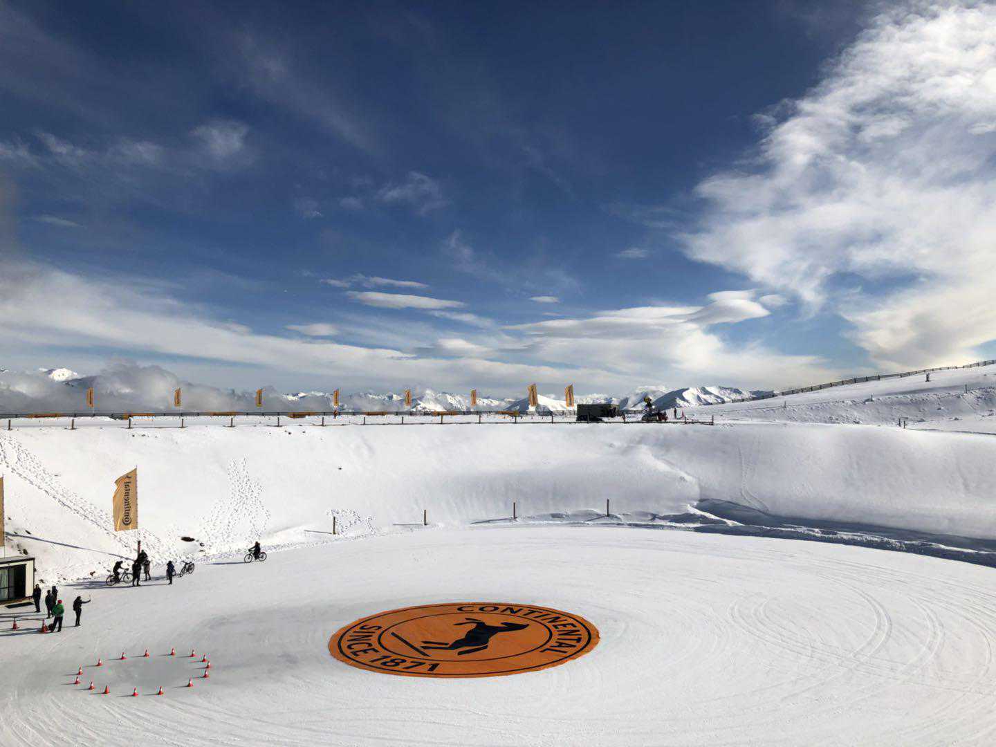 评测｜在奥塔哥1500米的雪上我们测试了马牌最新的黑科技轮胎