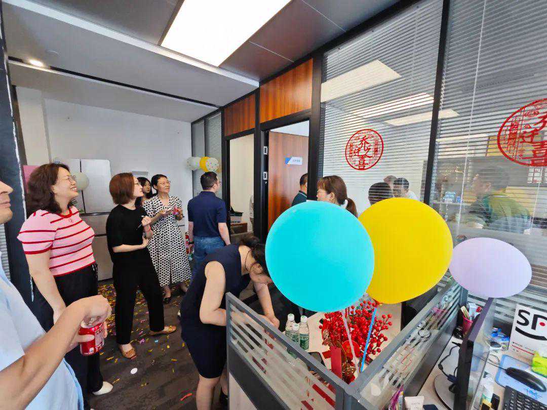 开启食餐数字化服务新篇章，祝贺武汉微批科技有限公司乔迁之喜