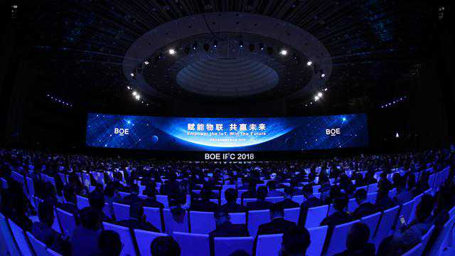 京东方投136亿在京建生命科技产业基地，面板行业供过于求谋转型