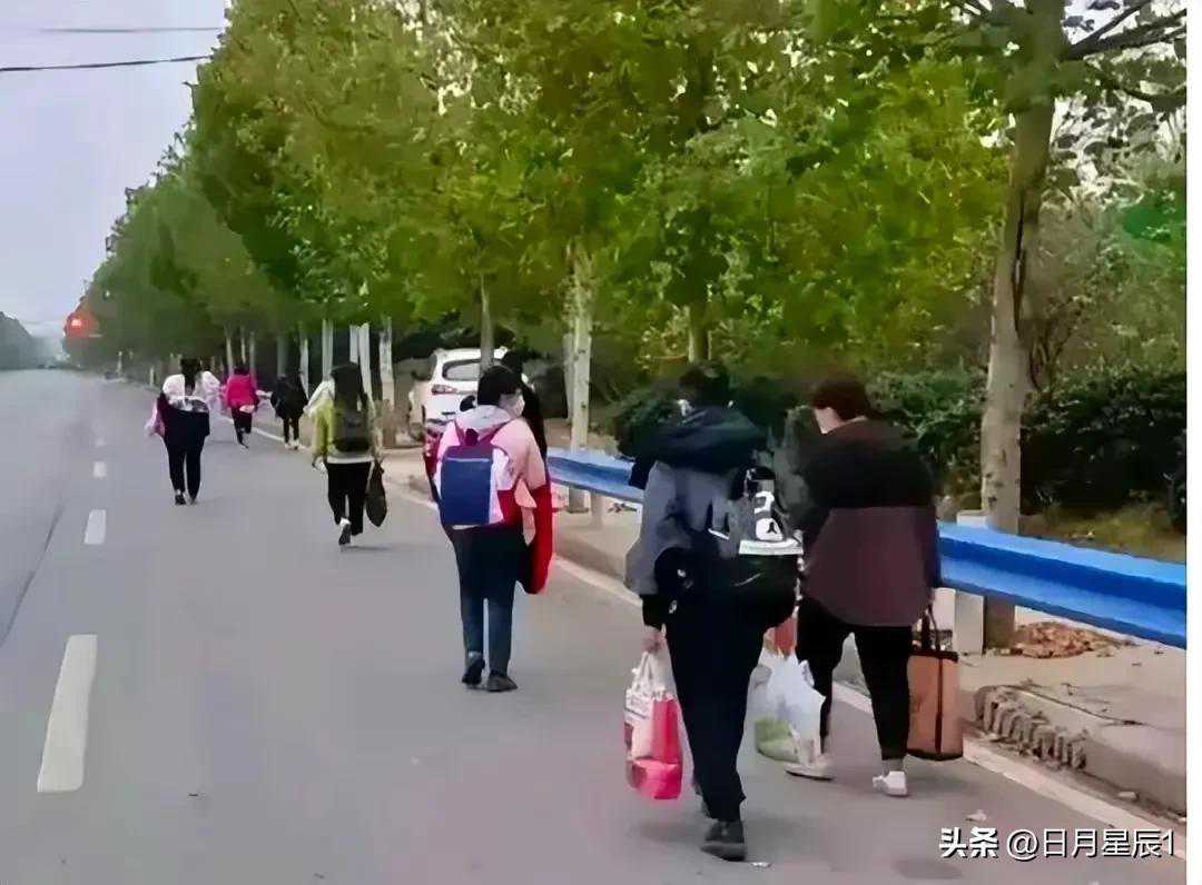 河南郑州富士康科技集团公司发生的返乡事件 能否换一种思维来评判