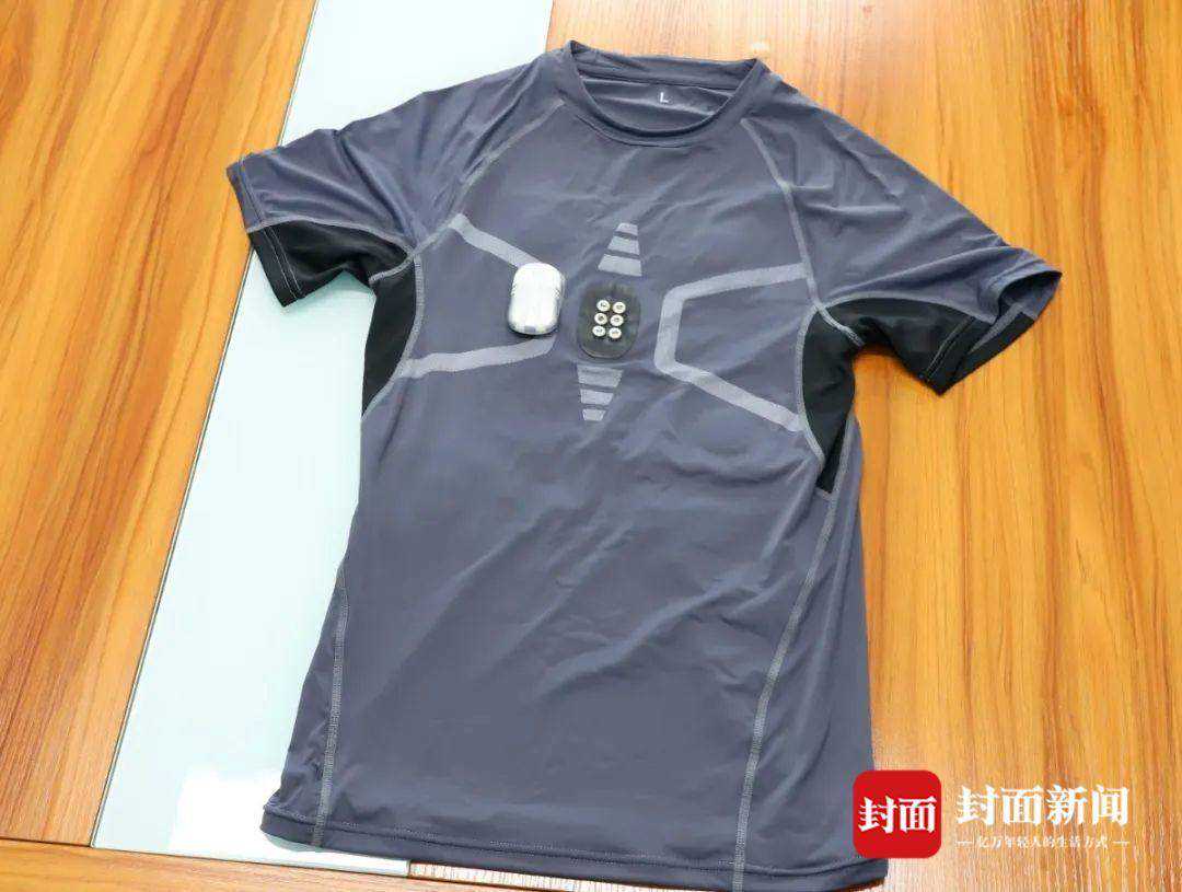 实时监测人体健康指数 第九届科博会云展馆里，有件能穿在身上的“黑科技”