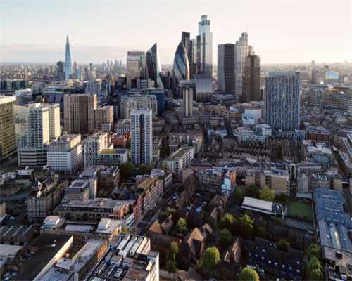 180605 艺兴微博上线附上自拍 恭喜庄老板顺利杀青！