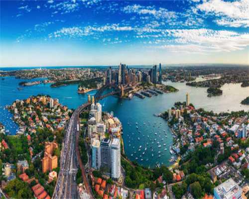 小体积低功耗主从一体蓝牙模块：DA14531芯片，支持多角色